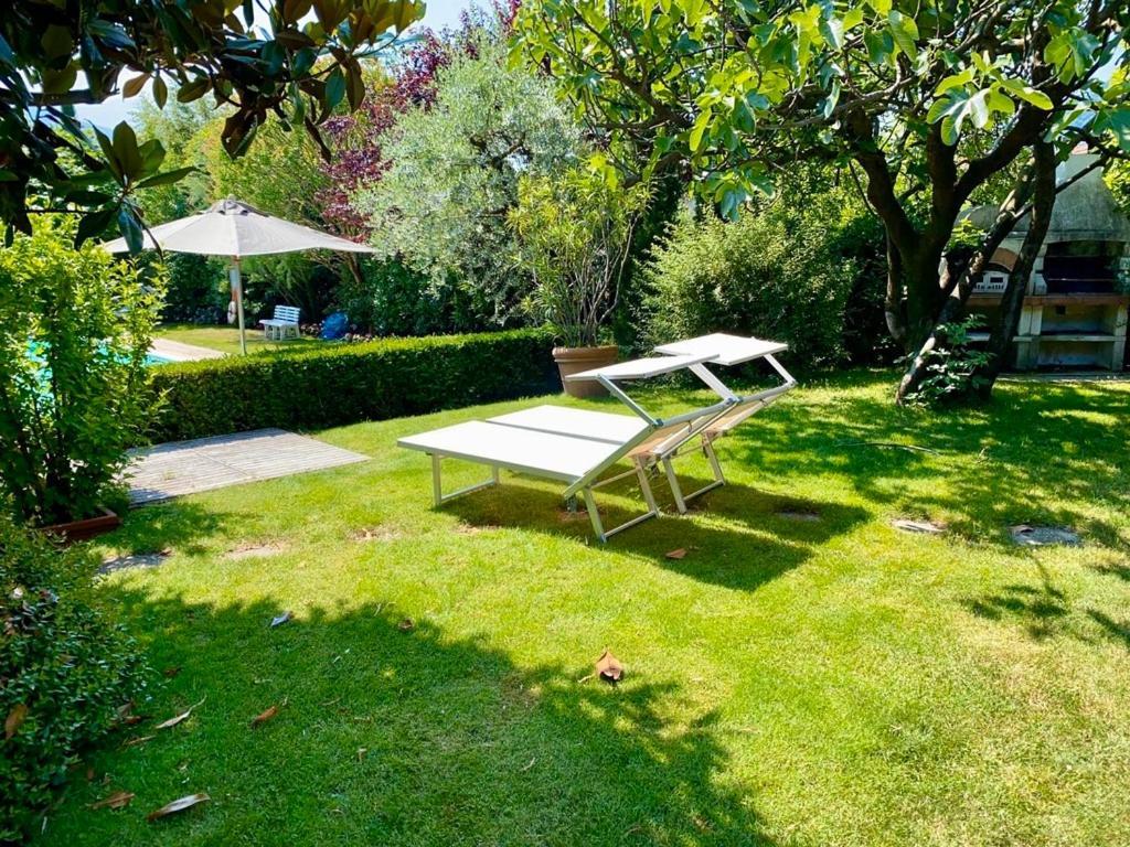 Iris 2 Lago Di Como Донго Экстерьер фото